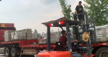 阜新 黄金麻冰裂纹，地铺石装车