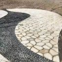 阜新 黄金麻冰裂纹地铺石工地铺装案例