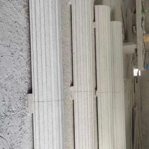 阜新 花岗岩厂家带你看白麻花岗岩门楼大柱柱皮