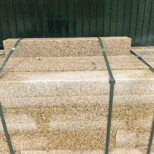 阜新 黄金麻花岗岩石材机切面栏杆料半成品