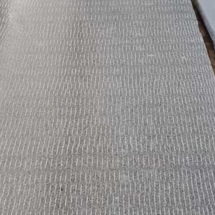 阜新 芝麻灰花岗岩斧剁面，刀斩面