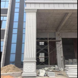 阜新 芝麻白光面花岗岩门楼大柱（罗马柱）配雕花底座