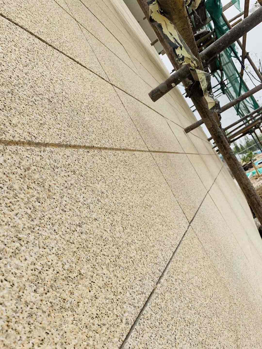 阜新 黄金麻花岗岩荔枝面外墙干挂石材效果示例