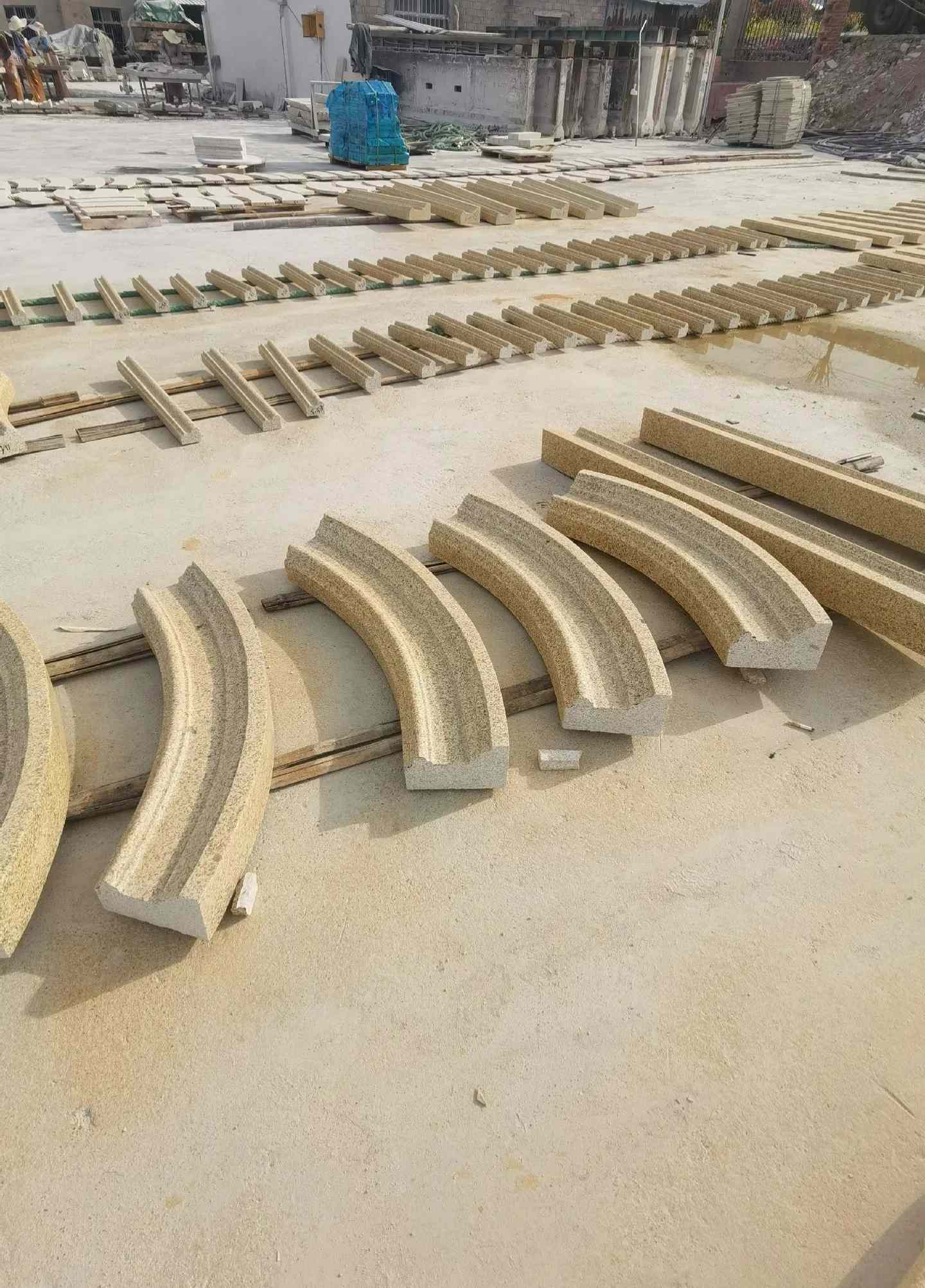 阜新 黄金麻花岗岩别墅线条