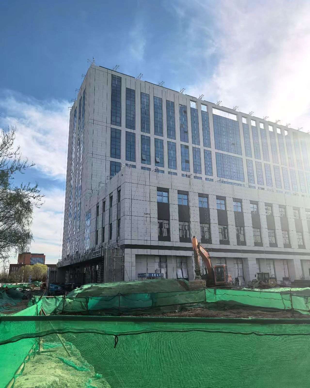 阜新 白麻花岗岩石材外墙干挂