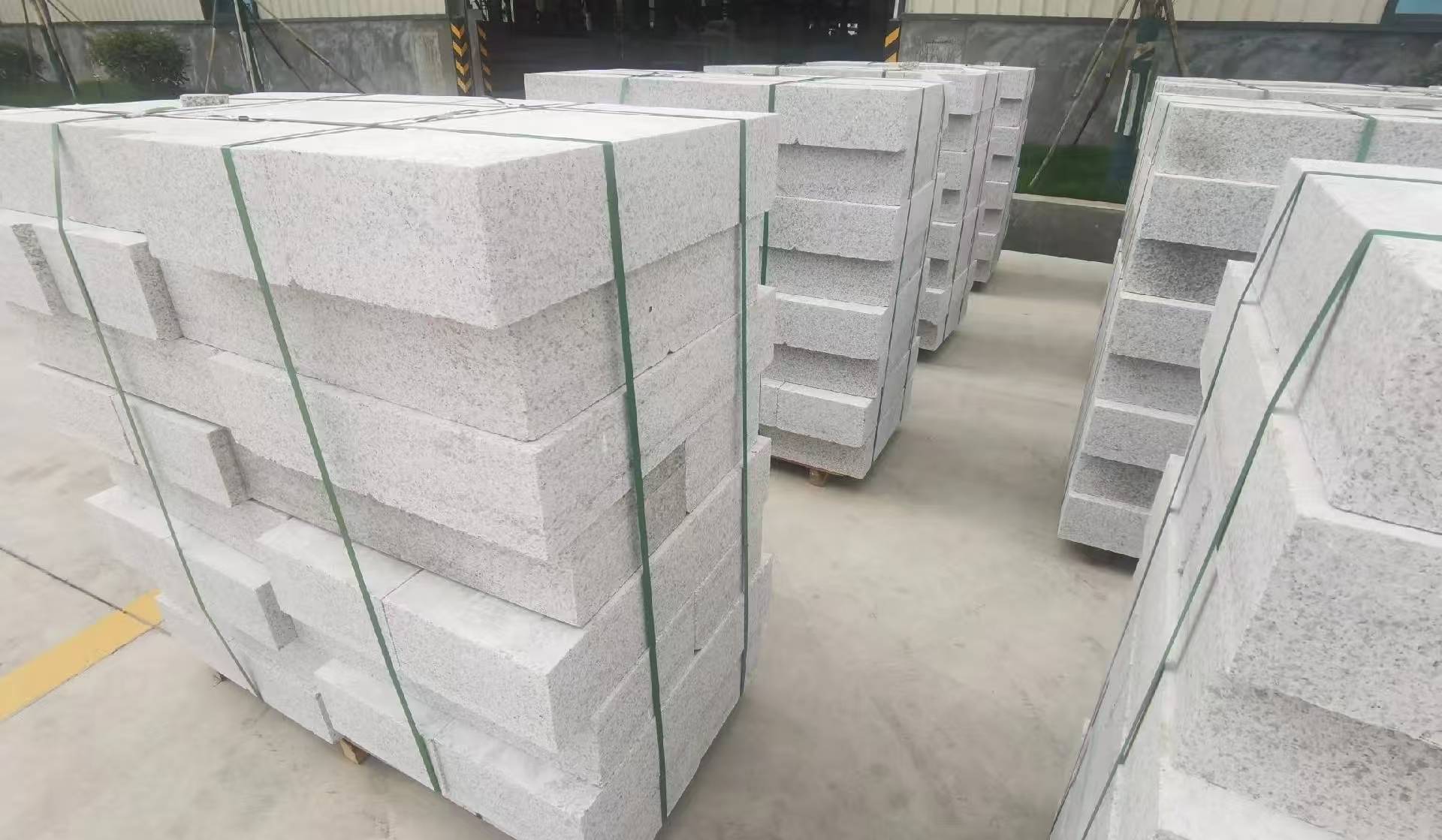 阜新 白麻花岗岩路沿石，立缘石，平缘石，路牙石，道牙石，马路牙子等